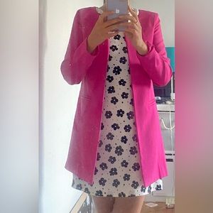 Solid color jacket for early fall